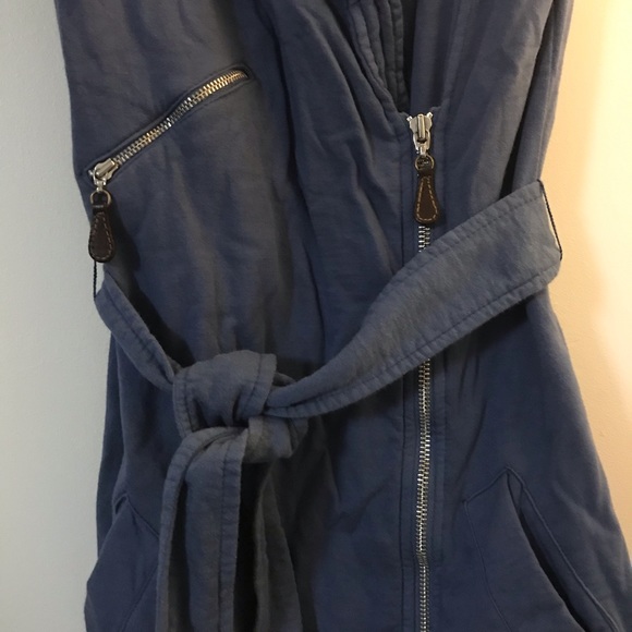 Young fabulous and broke sleeveless top - Picture 12 of 14